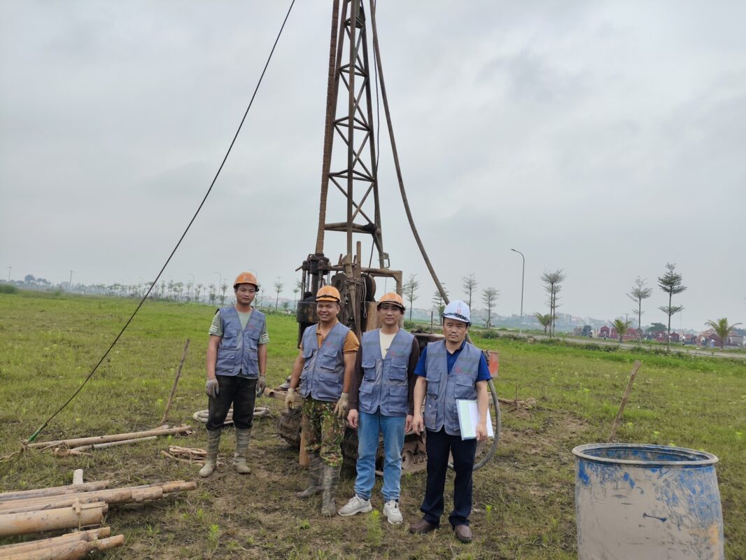 Danh sách cán bộ